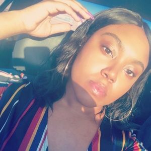 Meet your Posher, Shayna